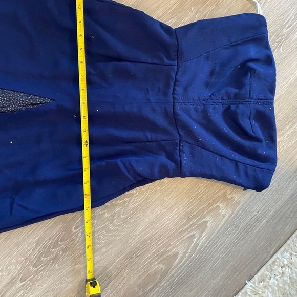 HALSTON Georgette Overlay Sequin Strapless Jumpsuit. Navy. Size 4. Resortwear. - Picture 11 of 16